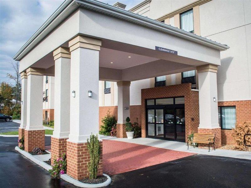 Sleep Inn & Suites Harbour Pointe Brandermill Εξωτερικό φωτογραφία