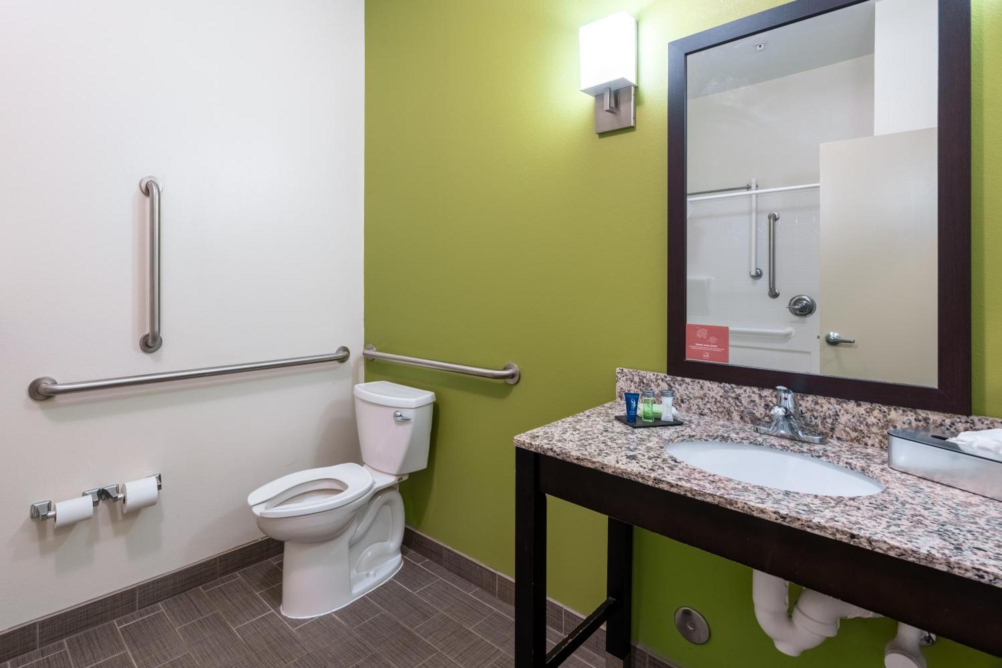Sleep Inn & Suites Harbour Pointe Brandermill Εξωτερικό φωτογραφία