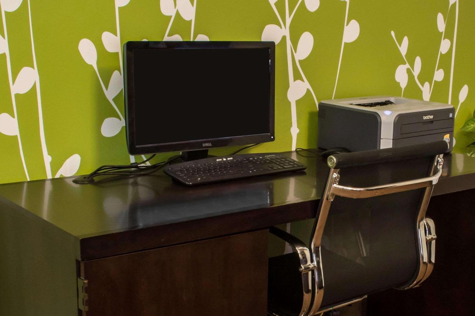 Sleep Inn & Suites Harbour Pointe Brandermill Εξωτερικό φωτογραφία
